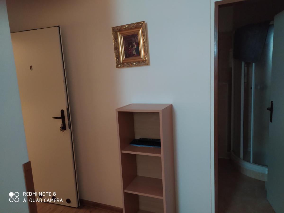 Breclav Centrum Bagian luar foto